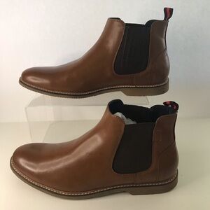 NIB - STEVE MADDEN Men's Chelsea James Boots